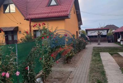 Casă cu 4 camere cu Teren 3500 Mp în Central - 2