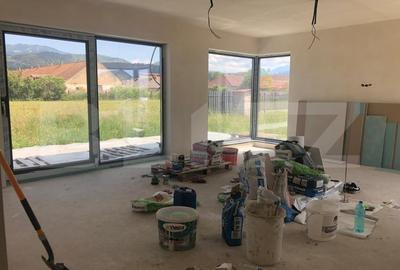Casă individuală cu 3 camere cu Garaj în Cristian - 14