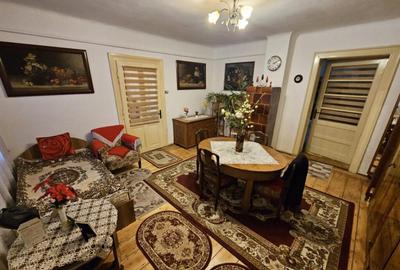 Casa cu 2 camere, 95 mp, in zona centrala - 10