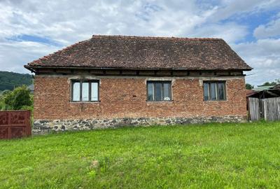 Casă cu 4 camere în Revetiș - 4