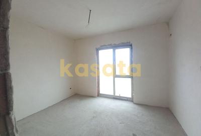 Duplex cu 4 camere cu Canalizare în Sud-Est - 9