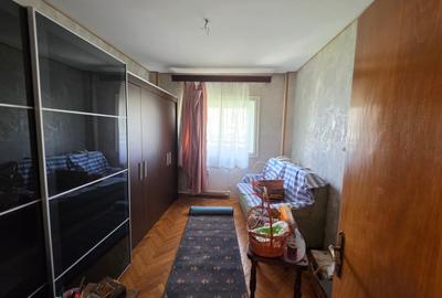 Apartament cu 3 camere decomandat în Tineretului - 10
