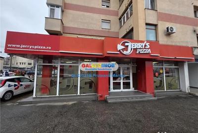Spațiu comercial, de 128 mp, în Central - 2