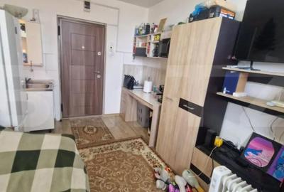 Garsonieră, mobilată în Tractorul