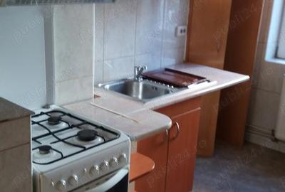 Apartament cu 2 camere decomandat în Central - 2