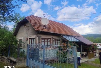 Casă cu 3 camere cu Teren 160 Mp în Central - 4