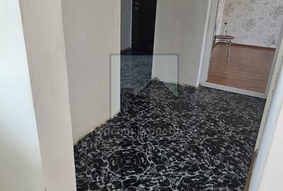Apartament cu 3 camere decomandat în Sălaj - 13