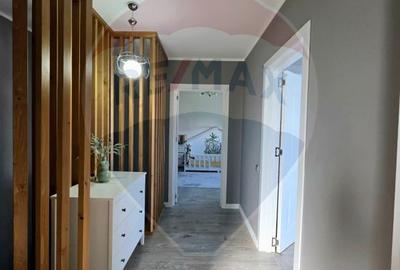 Casă cu 3 camere cu Teren 388 Mp în Central - 15