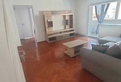Apartament cu 2 camere semidecomandat în Central - 2