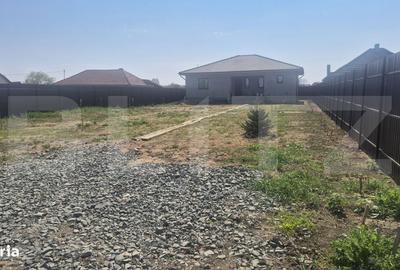 Casă cu 3 camere decomandat în Someșeni - 8