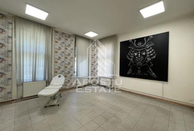 Spațiu comercial, de 56 mp, în P-ța Maria - 2