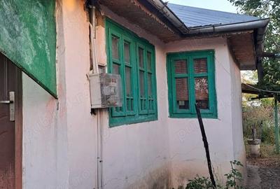 Casă cu 4 camere în Mizil - 3