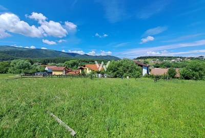 Teren Construcții intravilan de 1000 mp, în Sadu