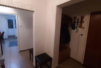 Apartament cu 3 camere în Cetate - 1