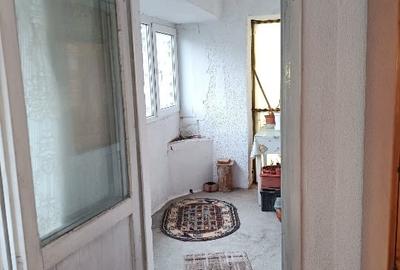 Apartament cu 4 camere semidecomandat în Unirii Sud - 9