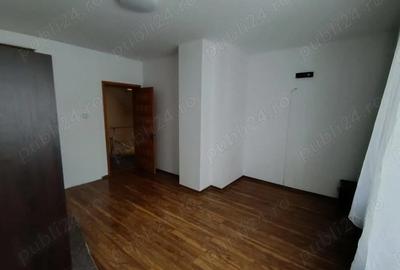 Casă cu Teren 300 Mp în Central - 6