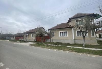 Casă cu 4 camere în Buteni - 5