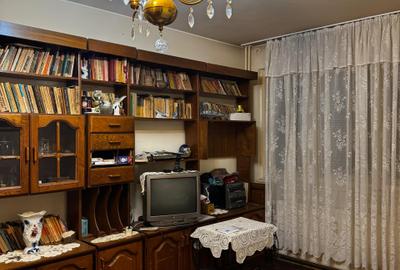 Apartament cu 2 camere semidecomandat în Brâncoveanu