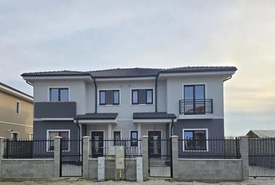 Duplex cu 5 camere cu Canalizare în Girocului - 1