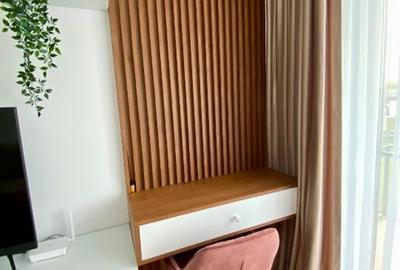 Apartament cu 2 camere decomandat, mobilat în Tractorul - 3