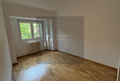 Apartament cu 4 camere semidecomandat în Unirii - 12