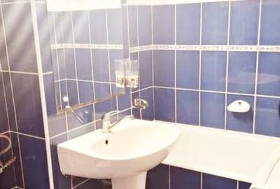 Persoană fizică  .Apartament 3 camere ,D, 71mp,Mircea cel Bătrân - 6