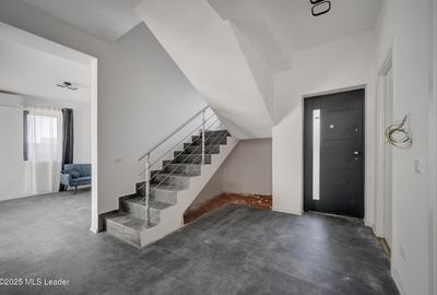 Balotesti, casa moderna 3 dormitoare, 140 mp, living generos, loc piscina- - 18