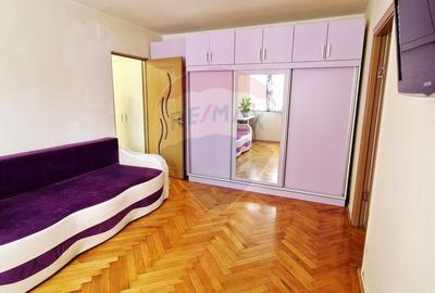 Apartament 2 camere,etaj 1, semidecomandat, balcon,zona centrala - 8