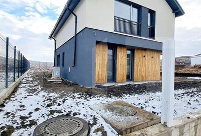 Casa unifamiliala cu pompa de caldura si panouri fotovoltaice,Chinteni - 11