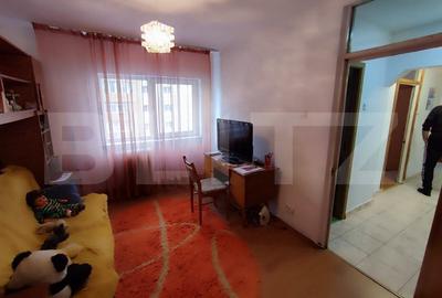 Apartament 4 camere -  Calea Moldovei - 12