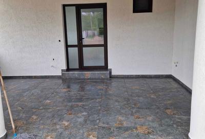 Casă cu 4 camere în Valea Călugărească - 5