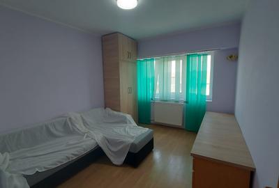 Garsonieră decomandată, mobilată în Gării
