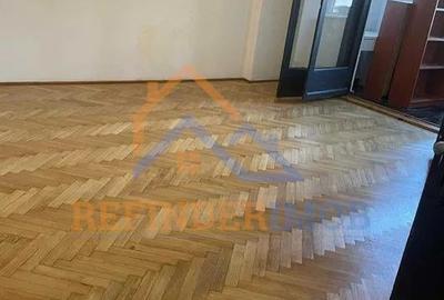 Apartament 4 camere spatios - Piata Romana - 4