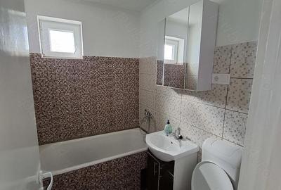 Apartament cu 3 camere semidecomandat în 14 Mai - 6