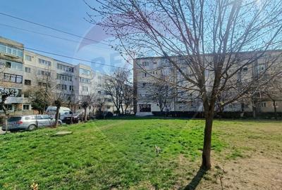 Teren Construcții intravilan de 400 mp, în Nord - 1