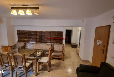 Apartament cu 3 camere în Central - 2