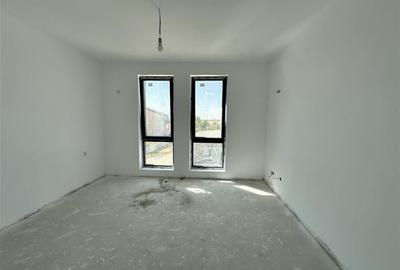 Ultimul Apartament cu 3 Camere  la etaj intermediar, Bloc Nou, Zona excelenta, F - 14
