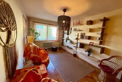 Apartament cu 2 camere decomandat în Dâmbu Pietros - 3