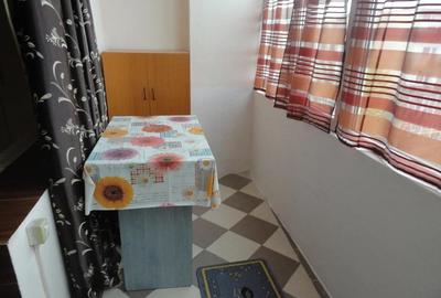 Garsonieră decomandată în Confecții - 1