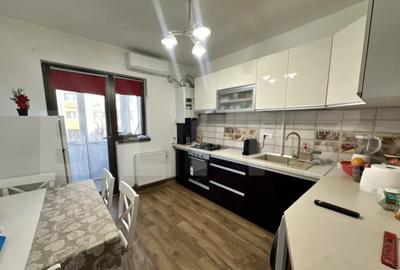 Garsonieră decomandată în Central - 8