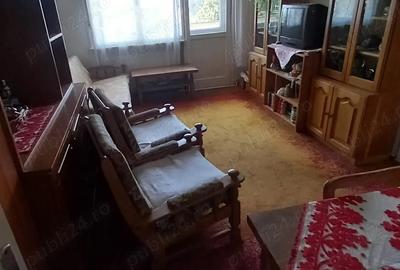 Vand apartament cu 3 camere Micro 15 - 1