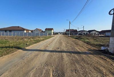 Teren de 450 mp, în Exterior Vest - 4