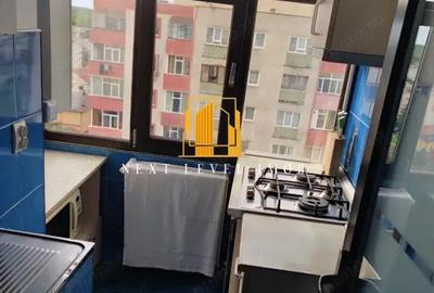 Apartament cu 3 camere decomandat în Găvana - 1