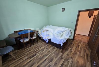 Casa individuala de vanzare 4 camere si curte 1310 mp Gusterita - 11