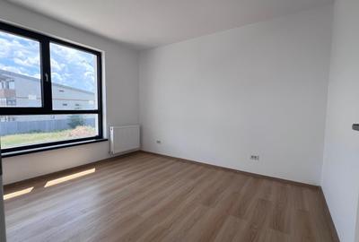 Apartament cu 4 camere decomandat în Bragadiru - 9