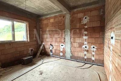 Casa 6 camere de vanzare in Floresti Casa 6 camere de vanzare in Floresti - 2