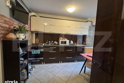 Apartament cu 3 camere decomandat în Valea Rosie - 4