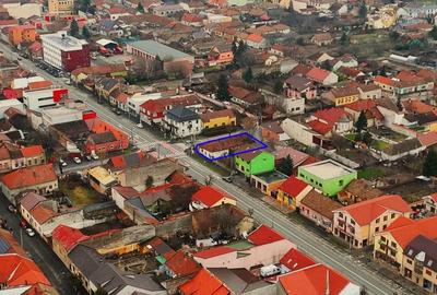 Teren de 806 mp, în Intim - 12