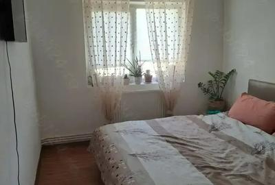 Apartament 3 camere de vanzare Zimnicea - 1