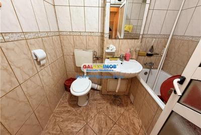 Vanzare apartament 3 camere, Vest, Ploiesti - 13